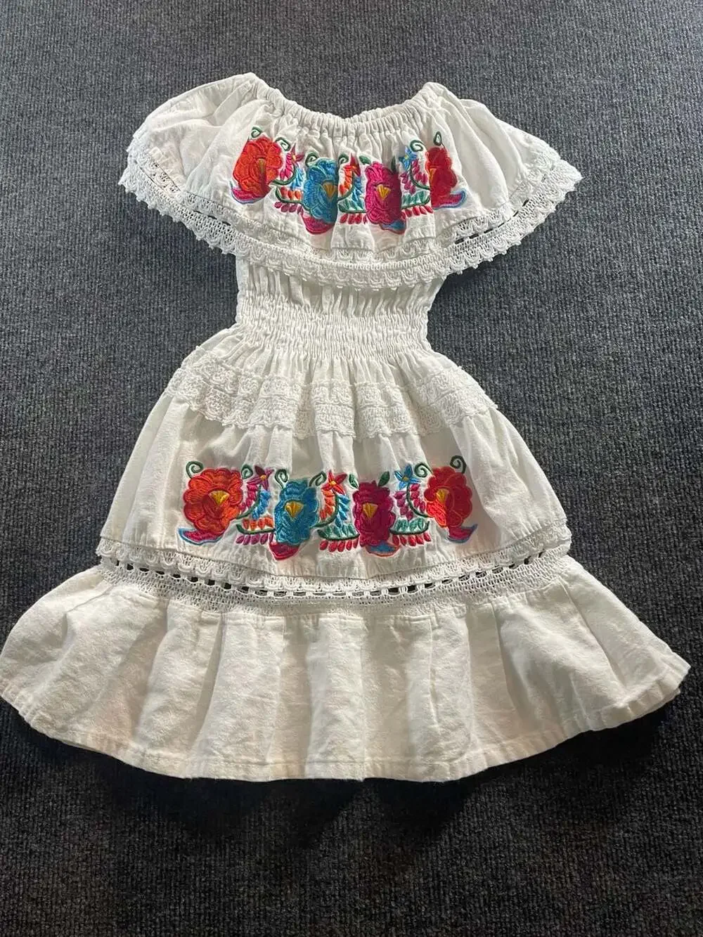 Traditional Mexican Embroidered Off Shoulder Floral Dress White child size 6